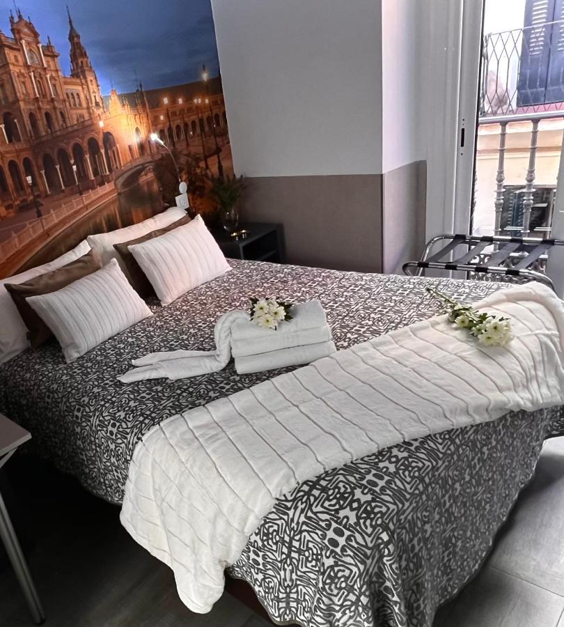塞维利亚 帕科斯旅馆酒店 外观 照片 A bedroom at the hotel