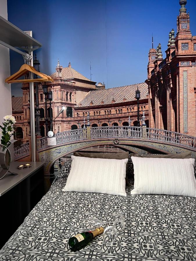 塞维利亚 帕科斯旅馆酒店 外观 照片 A room with a view of the cathedral