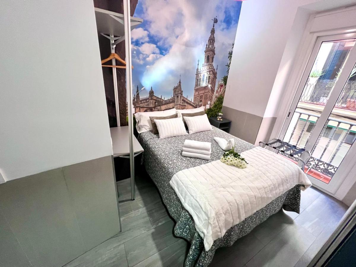 塞维利亚 帕科斯旅馆酒店 外观 照片 A room at the hotel